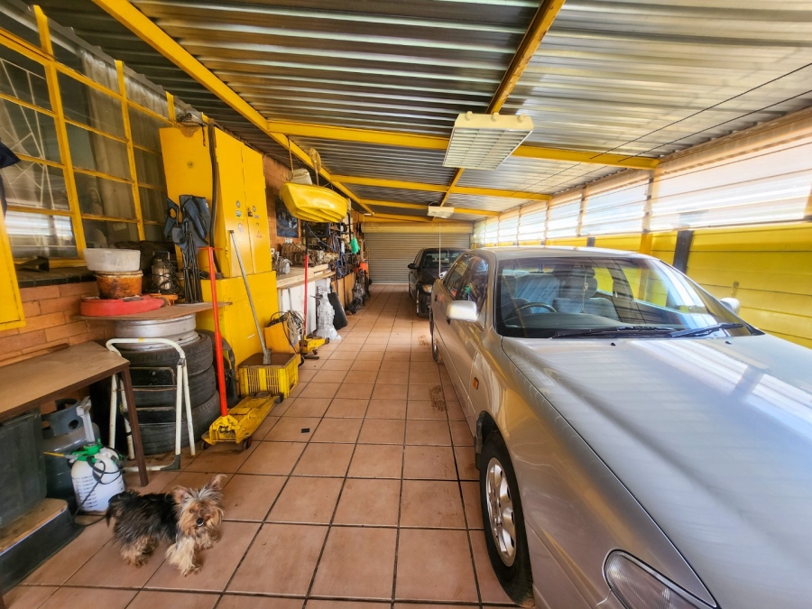 3 Bedroom Property for Sale in Ellaton North West